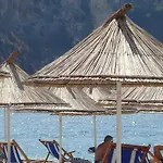 Hotel Rondos 3*