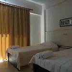 Hotel Rondos 3*