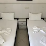 Rondos 3* Himarë