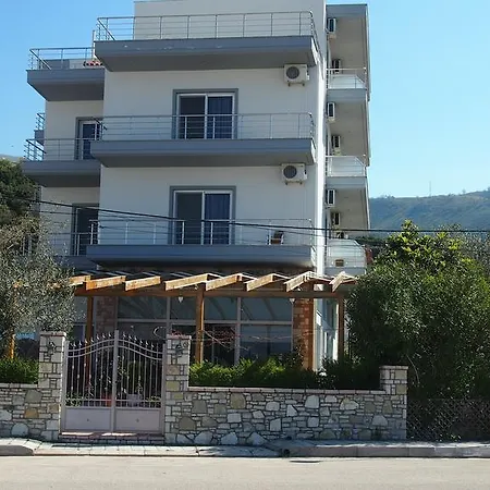 Rondos Hotel