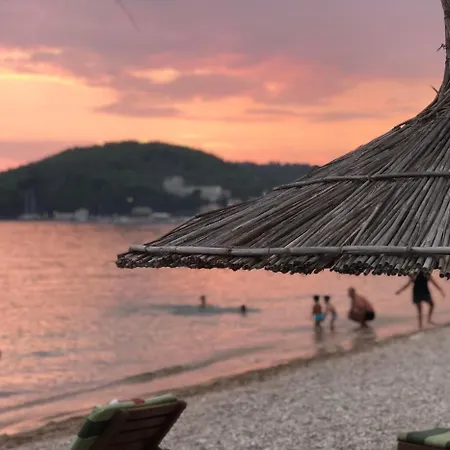 Hotel Rondos Himarë