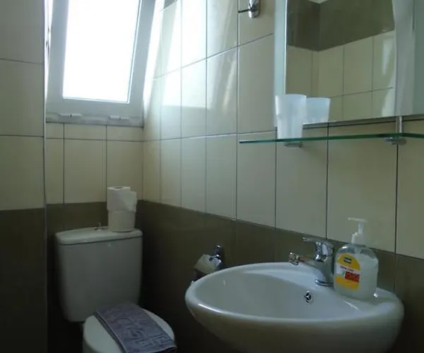 Rondos Hotel 3*