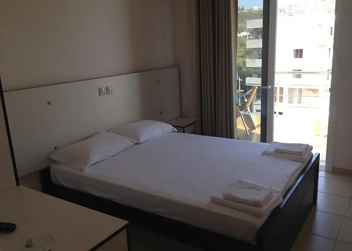 Hotel Rondos 3*