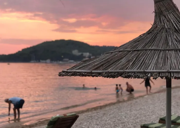 Hotel Rondos Himarë