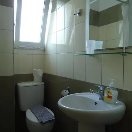 Rondos Hotel 3*