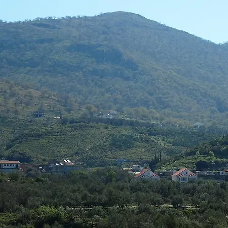 Hotel Rondos 3*