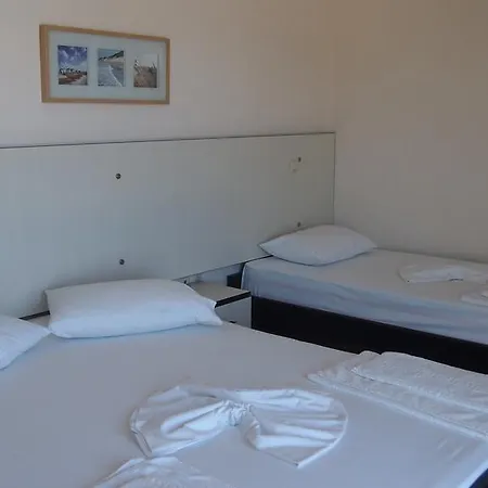 Hotel Rondos 3*