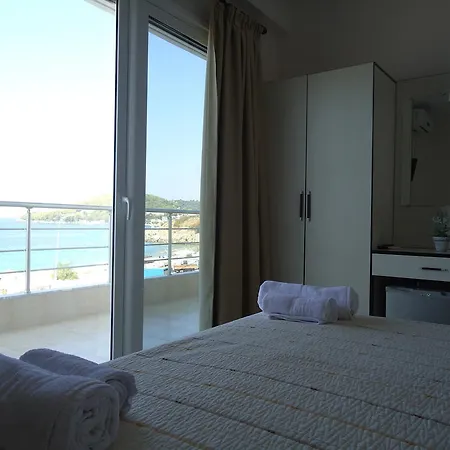 Hotel Rondos Himarë