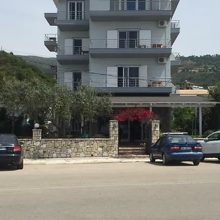 Rondos 3* Himarë